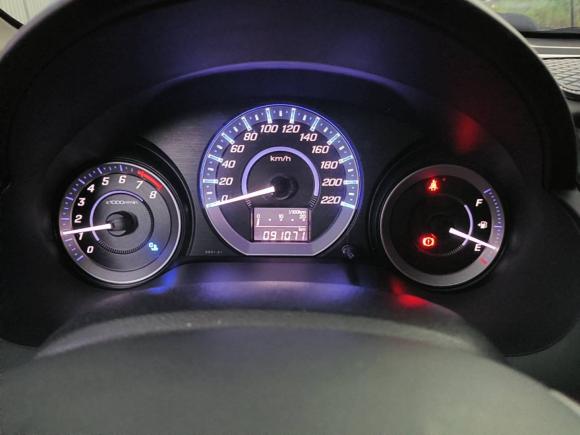 [上海·苏F] 二手本田锋范经典2012款 1.5L 手动舒适版