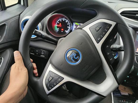[上海·沪A] 二手比亚迪元新能源2018款 EV360 智联炫酷型