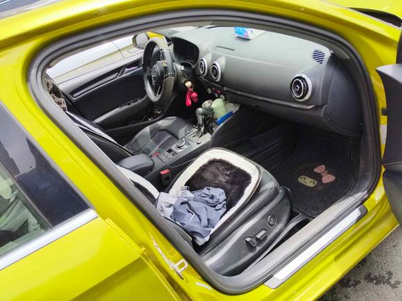 [芜湖·皖B] 二手奥迪奥迪A32018款 30周年年型 Limousine 35 TFSI 风尚型