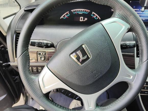 [广州·粤R] 二手纳智捷大7 MPV2016款 2.0T 豪华型