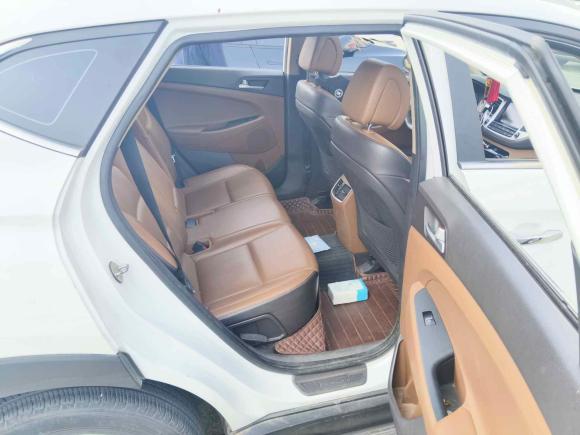 [合肥·皖A] 二手现代途胜2015款 1.6T 双离合两驱智能型