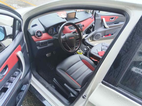 [无锡·苏B] 二手哈弗哈弗H12015款 1.5L AMT豪华型