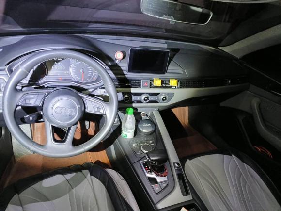 [武汉·粤B] 二手奥迪奥迪A4L2017款 Plus 40 TFSI 进取型