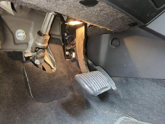 [宁波·浙B] 二手路虎揽胜极光2014款 2.0T 5门耀享版