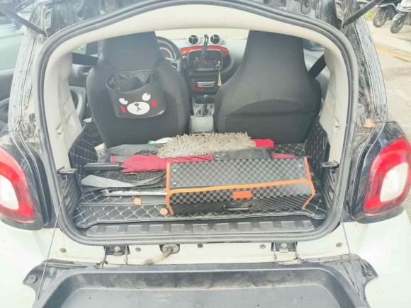 [苏州·苏E] 二手smartsmart fortwo2015款 1.0L 52千瓦硬顶灵动版