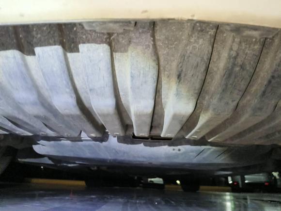 [合肥·皖A] 二手奔驰奔驰C级2015款 改款 C 180 L 运动型