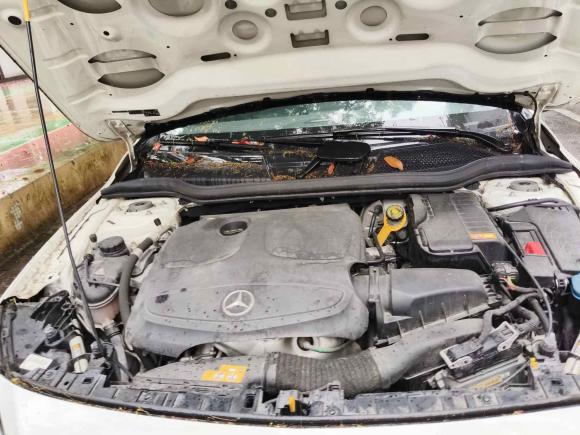 [杭州·浙A] 二手奔驰奔驰GLA2016款 GLA 200 时尚型