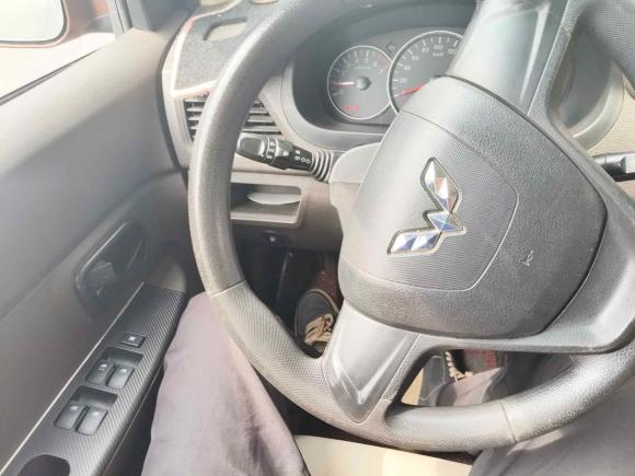 [苏州·苏H] 二手五菱汽车五菱宏光2018款 1.5L 经典款S标准型