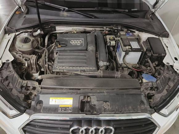 [无锡·苏B] 二手奥迪奥迪A32017款 Limousine 35 TFSI 进取型