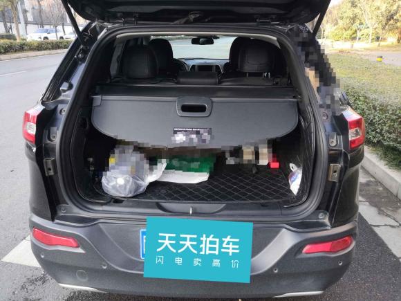 [西安·陕A] 二手Jeep自由光2017款 2.0L 优越版