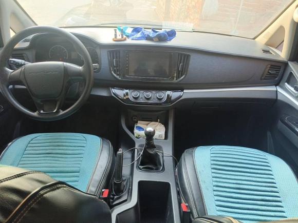 [武汉·鄂A] 二手东风风行菱智2022款 M5 1.6L 实用型 5座