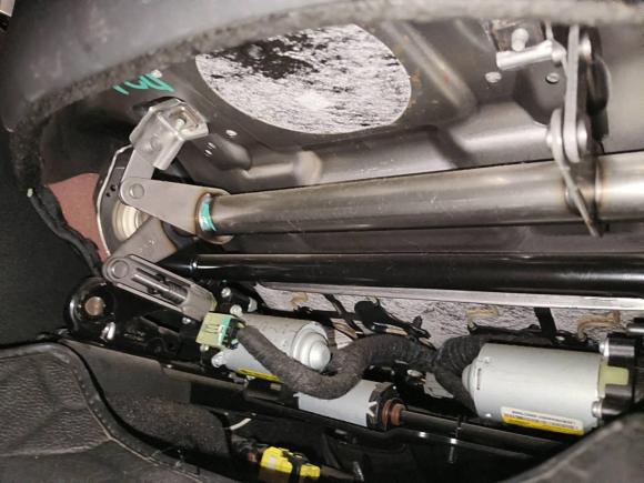 [武汉·鄂A] 二手Jeep自由光2016款 2.4L 领先版