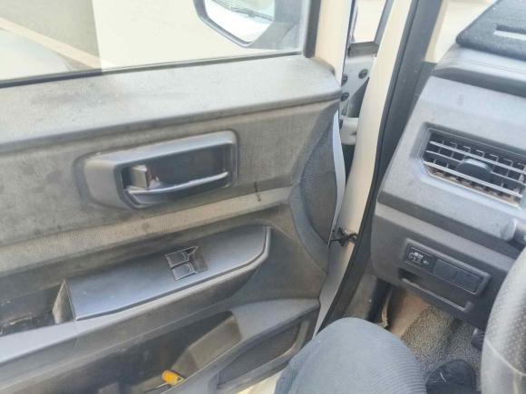 [武汉·鄂A] 二手五菱汽车五菱宏光PLUS2019款 1.5T 手动标准型 5座