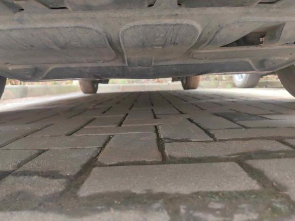 [武汉·鄂A] 二手大众朗逸2013款 改款经典 1.6L 手动风尚版