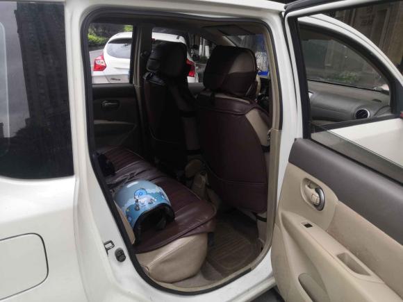 [成都·川A] 二手日产骊威2010款 劲悦版 1.6L 自动全能型