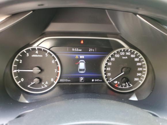 [上海·沪J] 二手日产楼兰2015款 2.5L XL 两驱智尚版