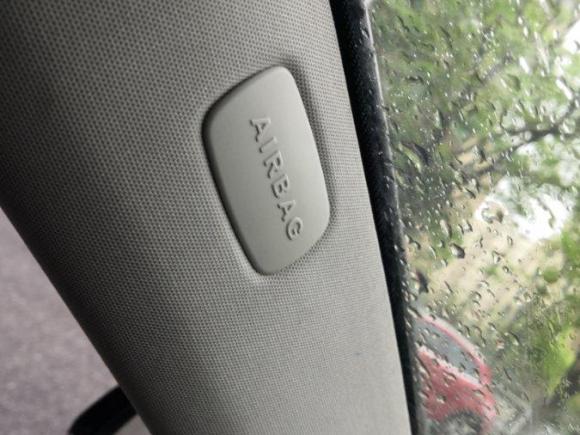 [上海·鲁D] 二手奔驰奔驰E级2011款 E 200 L CGI优雅型