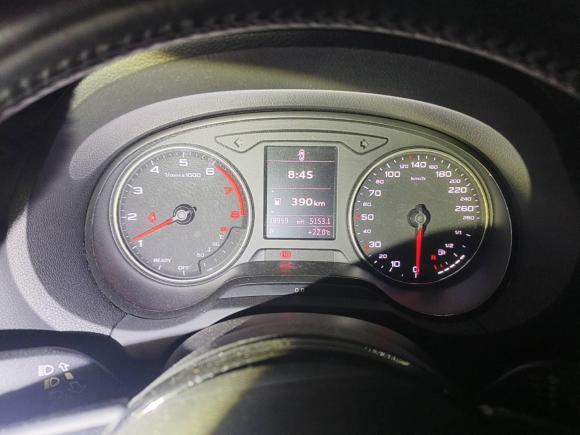 [杭州·浙A] 二手奥迪奥迪A32016款 Limousine 35 TFSI 风尚型