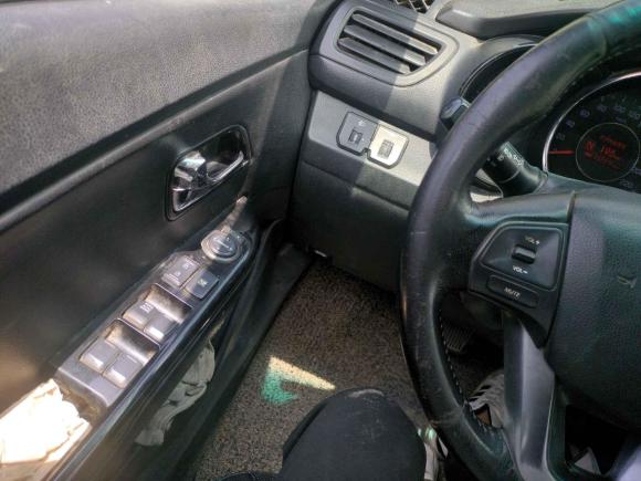 [上海·苏J] 二手起亚起亚K22012款 三厢 1.6L AT Premium纪念版