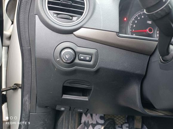 [武汉·鄂A] 二手荣威荣威3502014款 1.5L 自动迅悦版