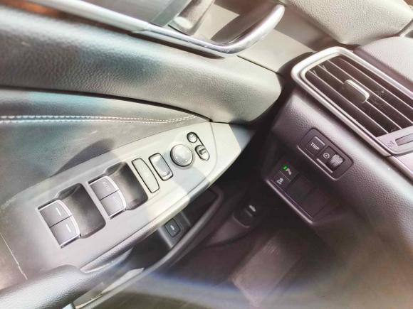 [上海·沪B] 二手本田雅阁2018款 260TURBO 尊贵版 国V