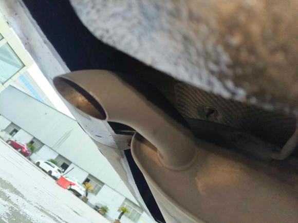 [义乌·贵G] 二手奔腾奔腾X402017款 1.6L 手动尊享型