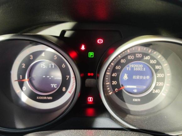 [宁波·浙B] 二手奔腾奔腾X802015款 2.0L 自动舒适周年纪念型