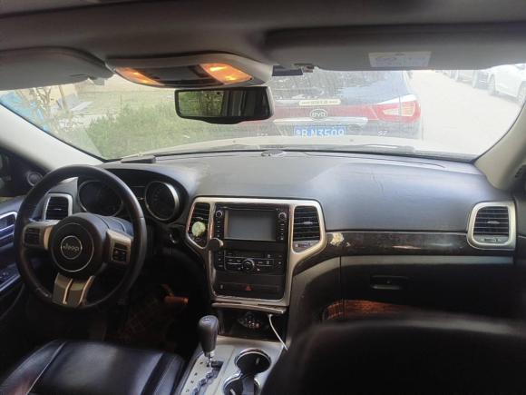 [青岛·鲁U] 二手Jeep大切诺基2013款 3.6L 舒适版