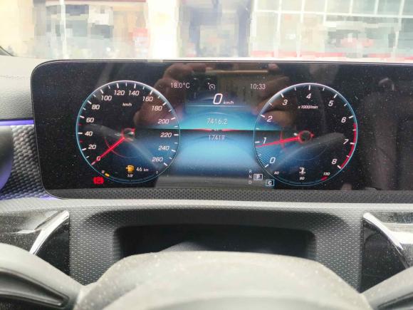 [西安·陕U] 二手奔驰奔驰A级2022款 改款 A 200 L 运动轿车时尚型