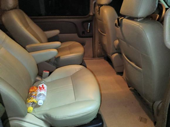 [济南·鲁A] 二手别克别克GL82014款 2.4L 经典版