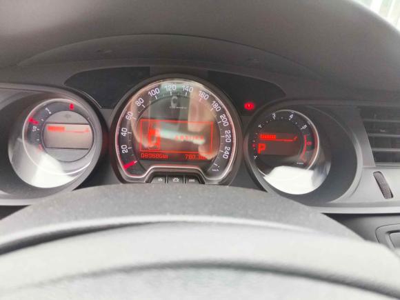 [无锡·苏B] 二手雪铁龙雪铁龙C52012款 2.3L 自动尊驭型