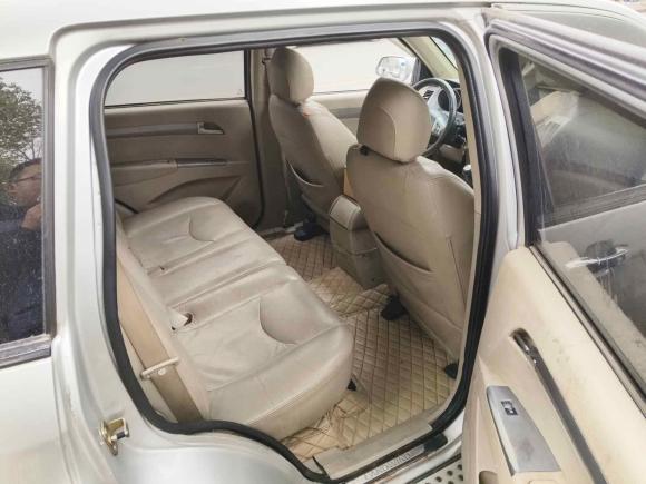 [成都·川A] 二手陆风陆风X82012款 探索版 2.0T 柴油4X4超豪华型