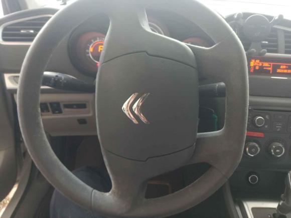 [深圳·辽A] 二手雪铁龙雪铁龙C4L2013款 1.6L 自动劲享版