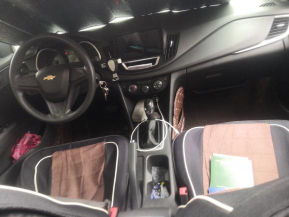 [上海·沪C] 二手雪佛兰科沃兹2019款 320 自动欣享天窗版