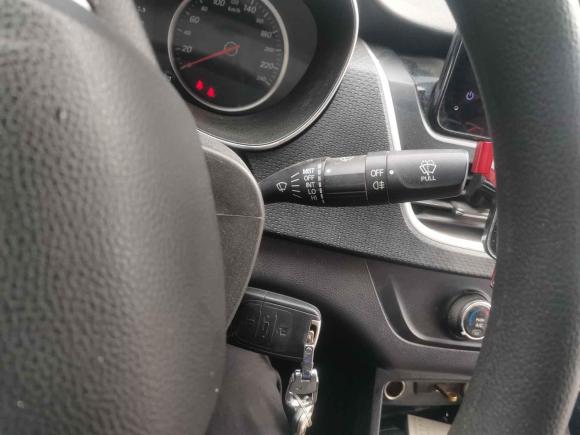 [深圳·粤B] 二手宝骏宝骏7302019款 1.5L 手动时尚型 7座 国V