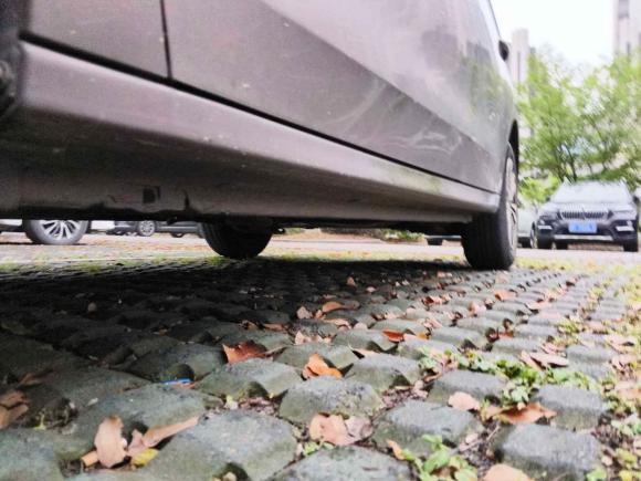 [苏州·苏E] 二手标致标致3012014款 1.6L 自动舒适版