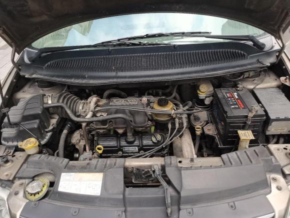 [深圳·粤B] 二手克莱斯勒大捷龙2007款 3.3L 商务版