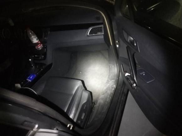 [杭州·浙A] 二手标致标致5082011款 2.3L 自动豪华版