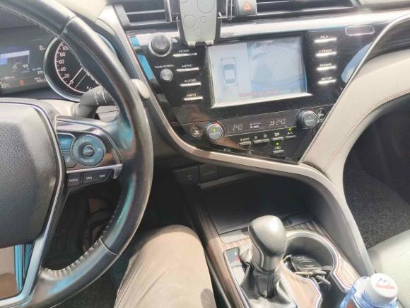 [上海·沪D] 二手丰田凯美瑞2018款 2.0G 豪华版