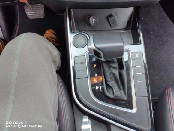 [上海·沪F] 二手东风风行风行SX62019款 1.5T CVT豪华型