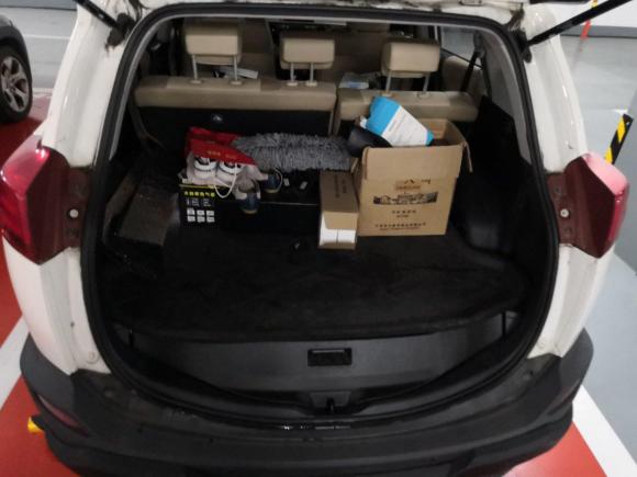 [上海·沪A] 二手丰田RAV4荣放2013款 2.0L CVT四驱新锐版