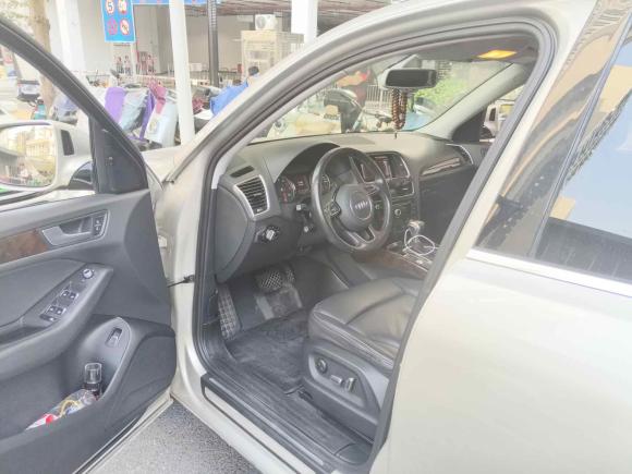 [深圳·苏A] 二手奥迪奥迪Q52017款 40 TFSI 技术型