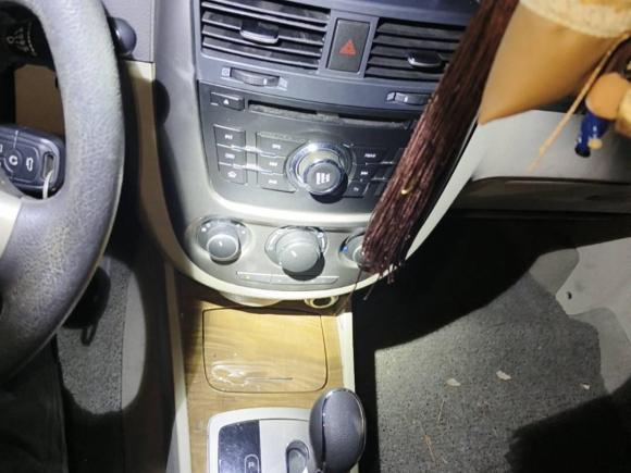 [湖州·浙E] 二手别克凯越2015款 1.5L 自动经典型