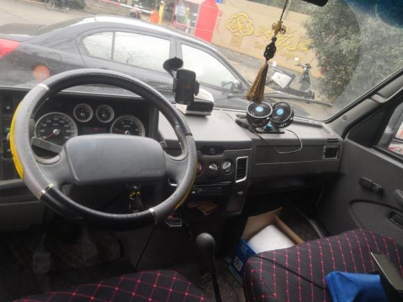 [常州·苏D] 二手依维柯依维柯得意2009款 2.5T-A35 7座