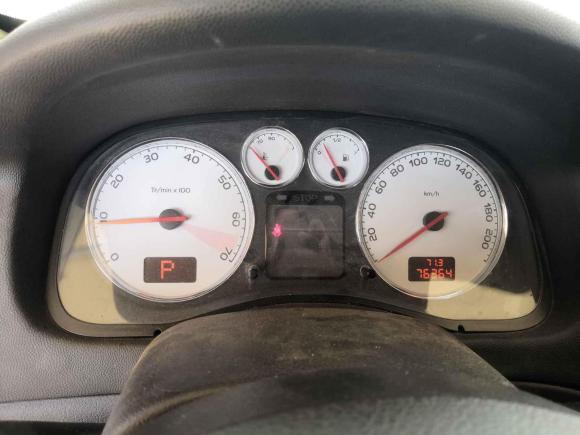 [无锡·苏B] 二手标致标致3072013款 两厢 1.6L 自动舒适版