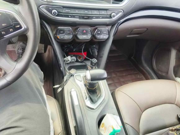 [成都·川A] 二手广汽传祺传祺GS42015款 200T G-DCT豪华版