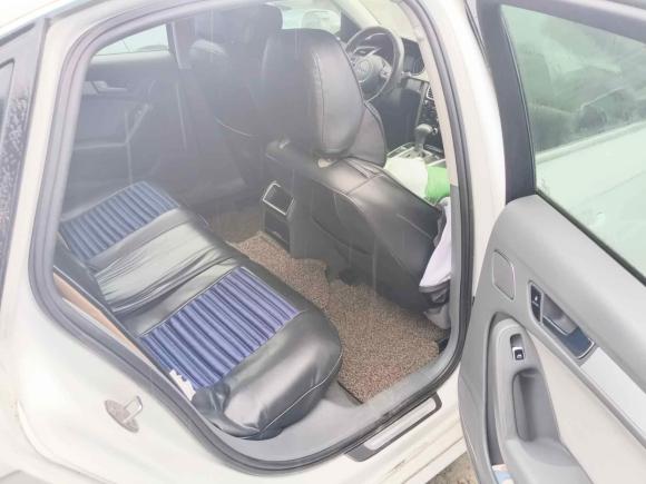 [台州·浙D] 二手奥迪奥迪A4L2013款 35 TFSI 自动标准型