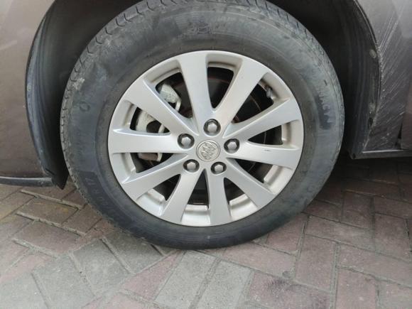 [南京·苏A] 二手别克别克GL82017款 25S 尊贵型 国V