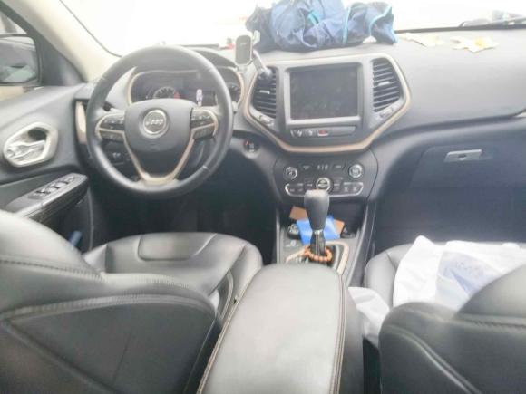 [无锡·苏B] 二手Jeep自由光2016款 2.4L 优越版