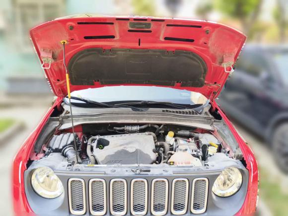 [上海·苏F] 二手Jeep自由侠2017款 180T 自动高能版